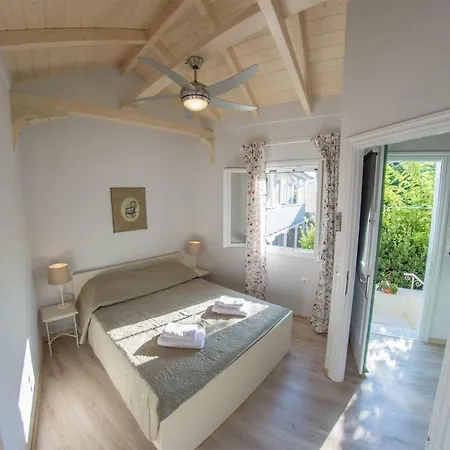 Апартаменты Panmare House